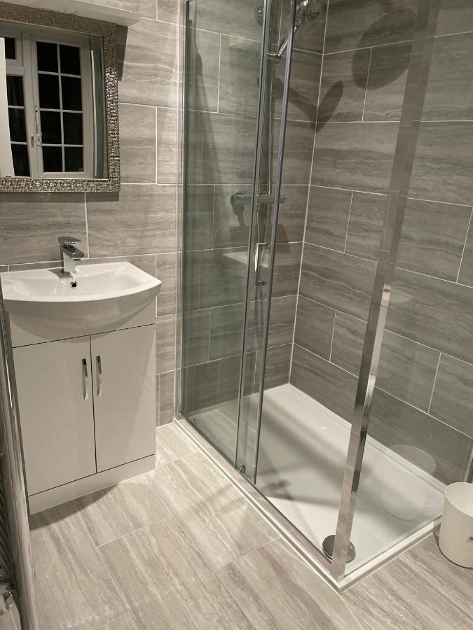 Vale Nky Apartment Rooms Londres Extérieur photo